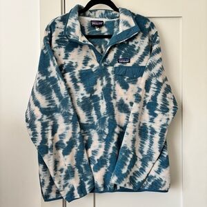Patagonia Teal and Cream Tie-Dye Snap Pullover Fleece